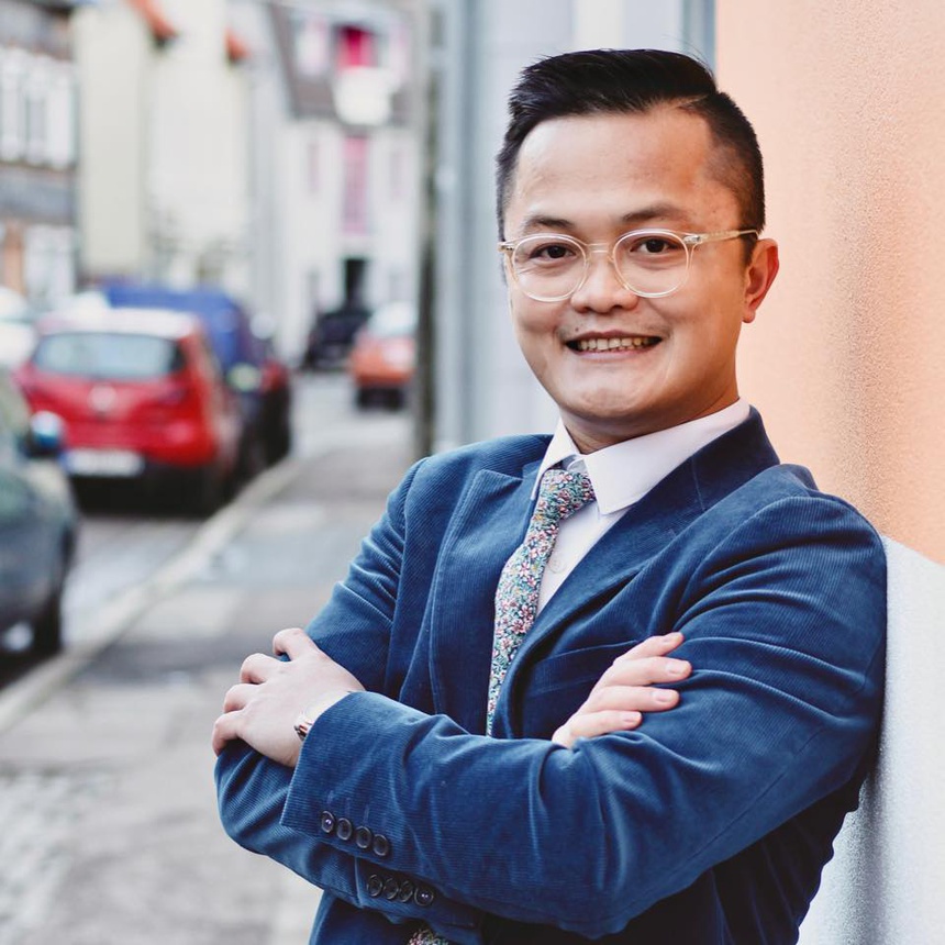 Vì Sao Nghệ Sĩ Việt Phải Đắng Đo, Đôi Co Khi Bị CEO Đại Nam Yêu Cầu Sao Kê