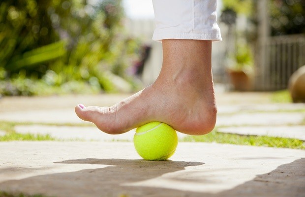 10 cách giảm đau chân khi đi nhiều, dễ thực hiện nhưng lại rất hiệu quả